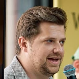 Damian Gosling